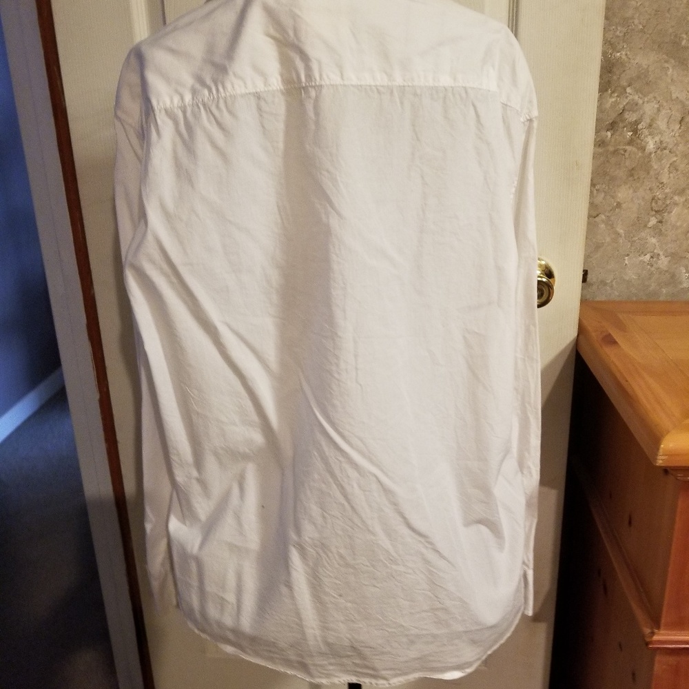 Aeo Tuxedo Button Down Top Size L - image 4
